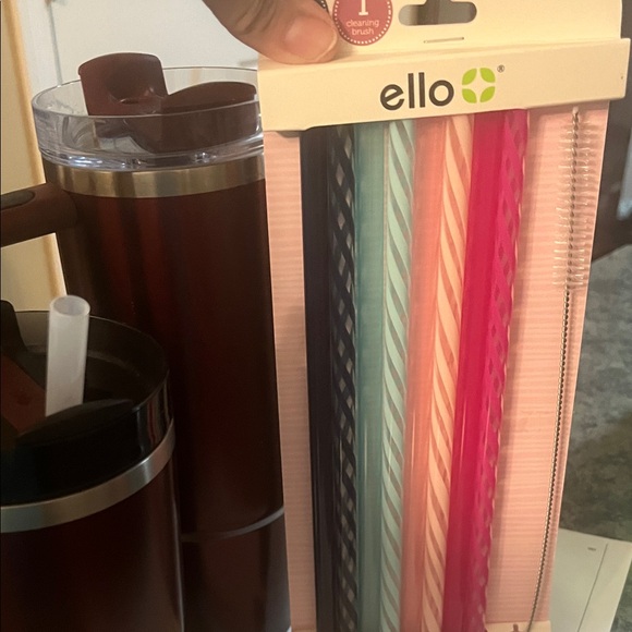 Stainless Steel Red Tumbler Set - Picture 12 of 12